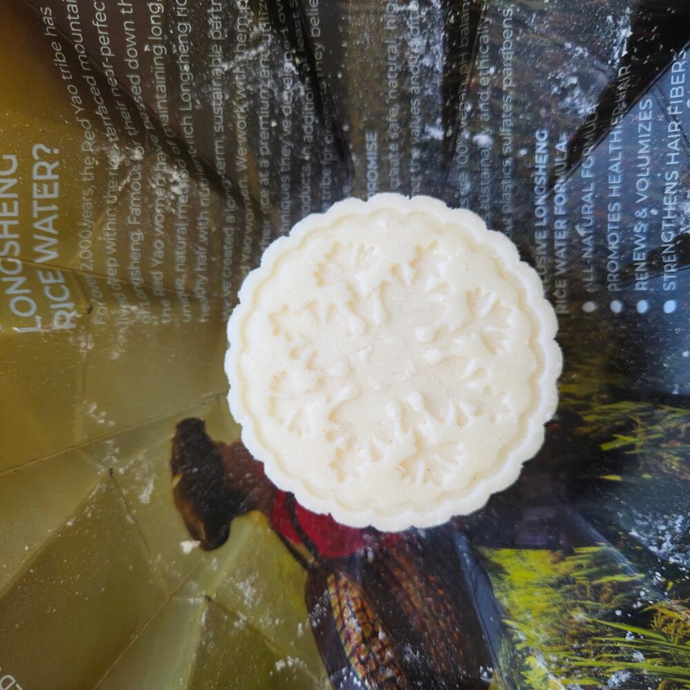 Viori Pīkake Jasmine Shampoo Bar